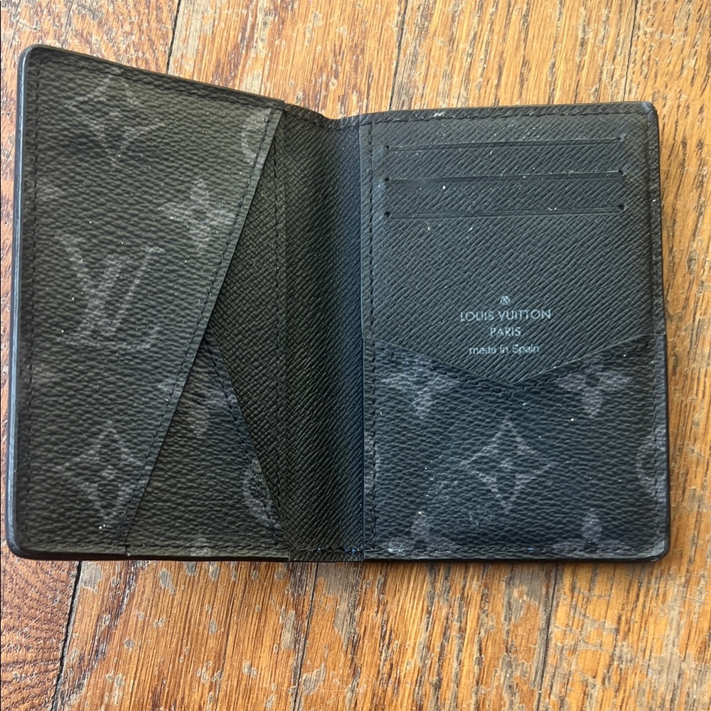 Louis Vuitton Vibrant Blue Card Wallet - Picture 2 of 2